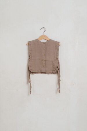 Ruffle Vest Annie
