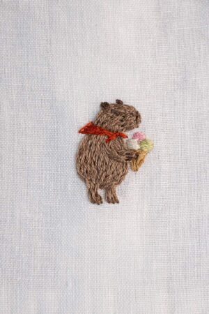 Capybara Ice Cream (2.6x3.9cm)